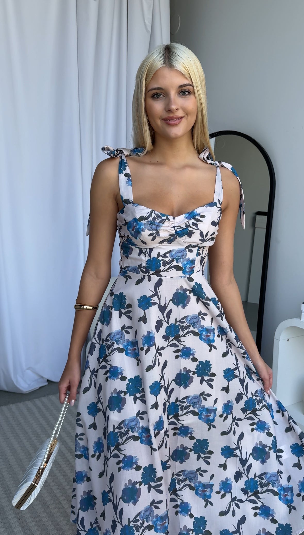 KELSIA FLORAL MIDI DRESS - BLUE