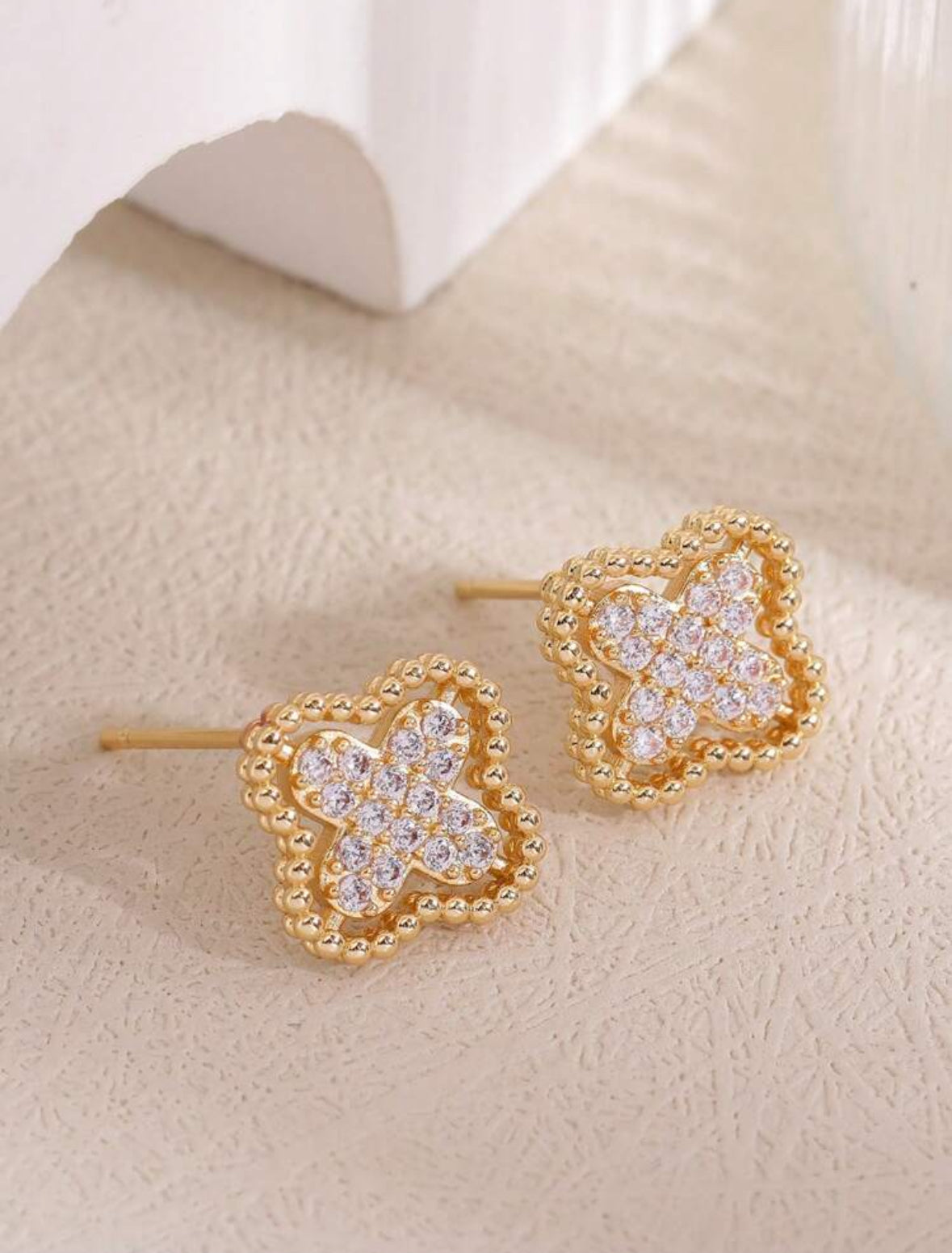 LINEARR EARRINGS - GOLD