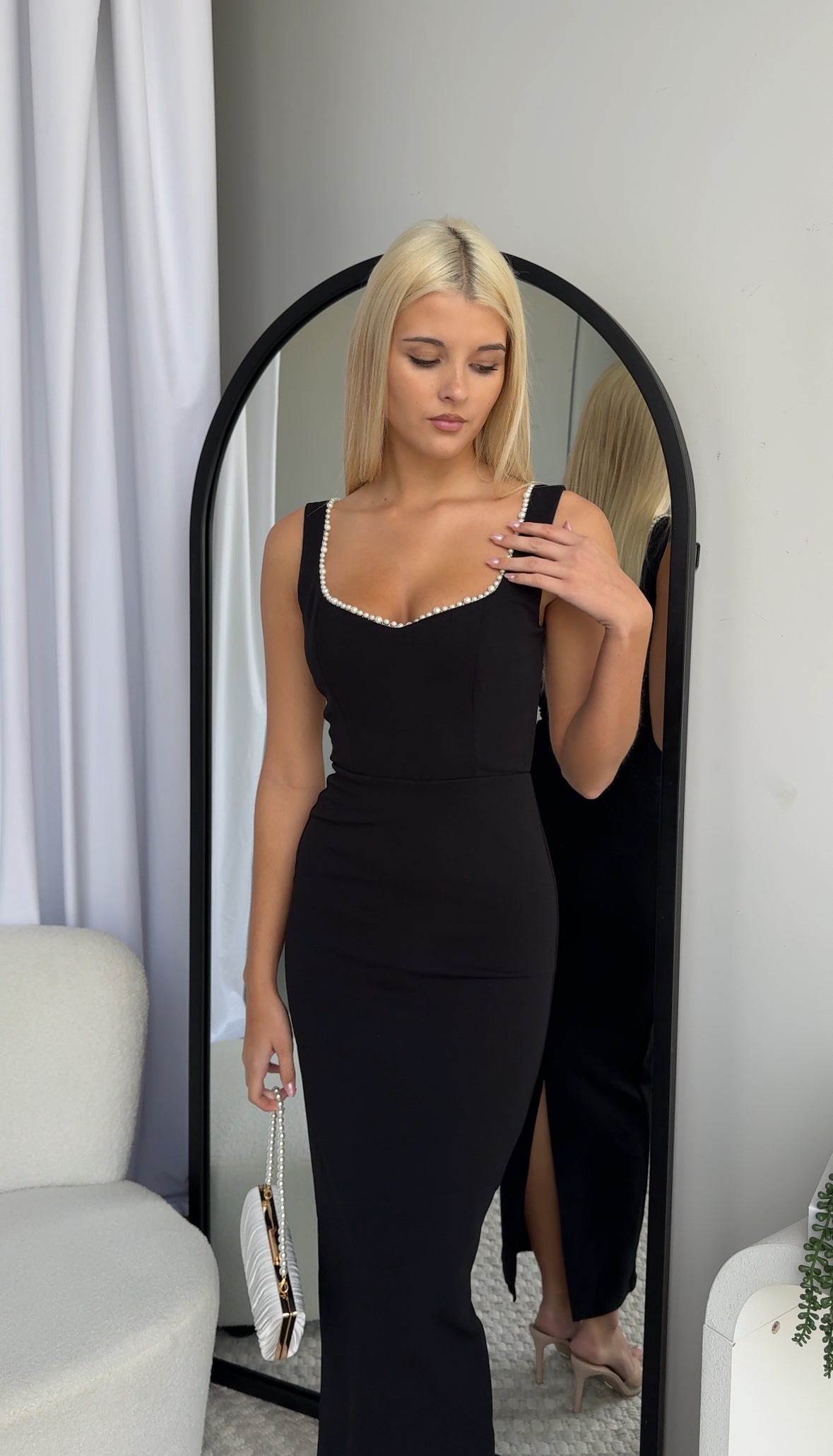 BIANCO PEARL MAXI DRESS - BLACK
