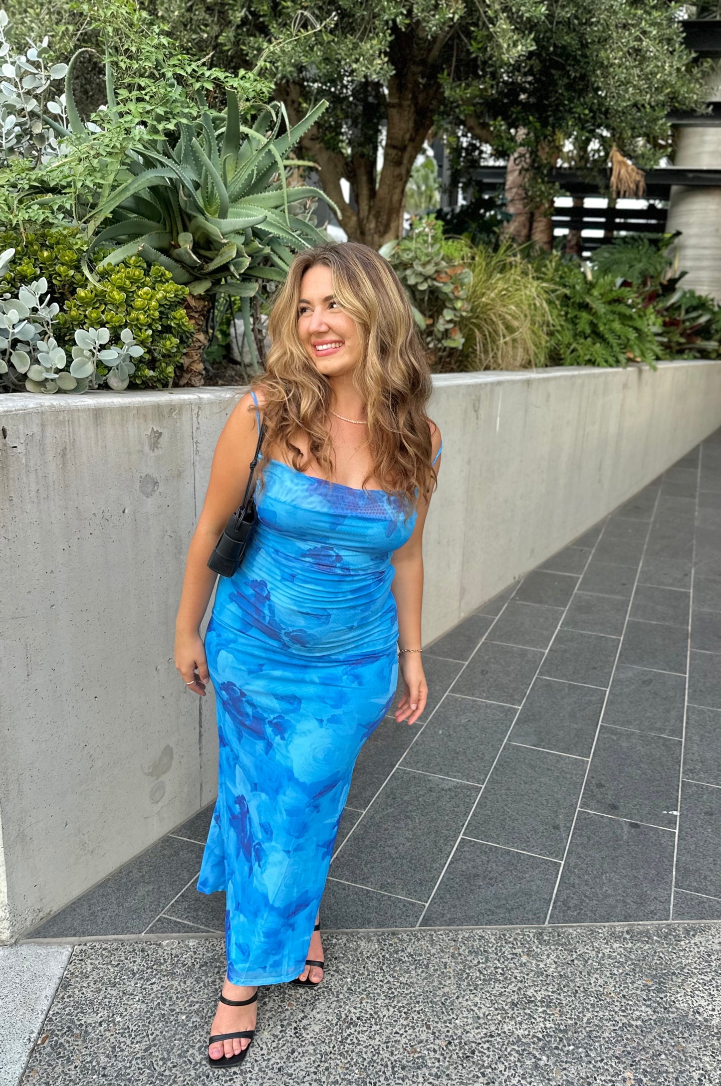ARIANA MAXI - BLUE FLORAL