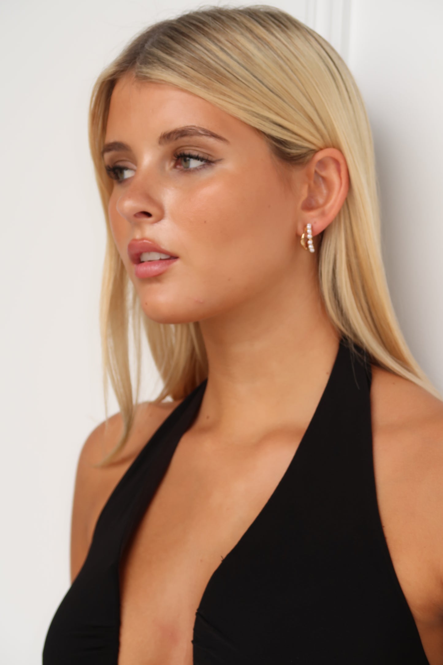 KIMMY PEARL HOOPS - GOLD