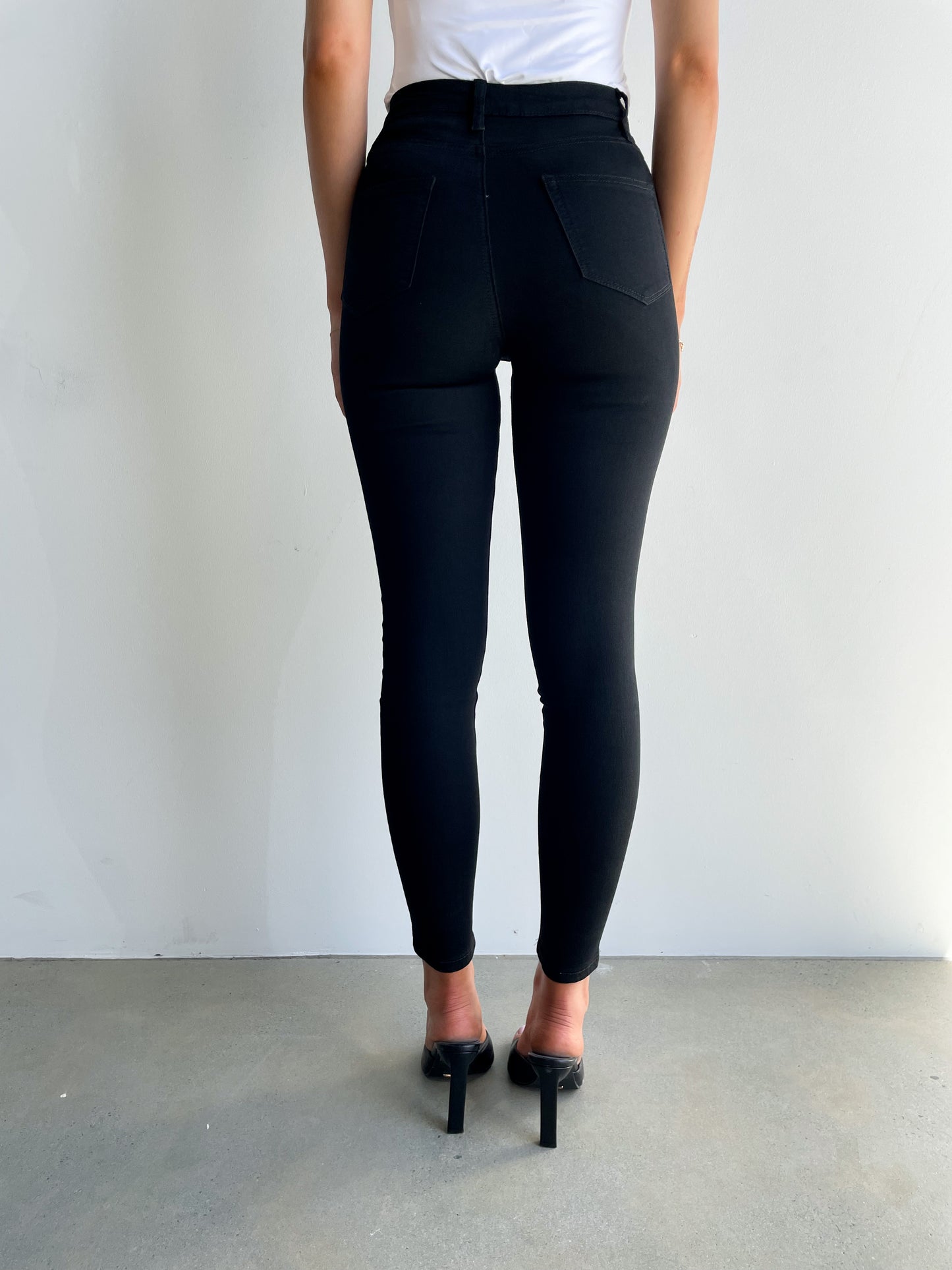 GEORGIA JEANS - BLACK