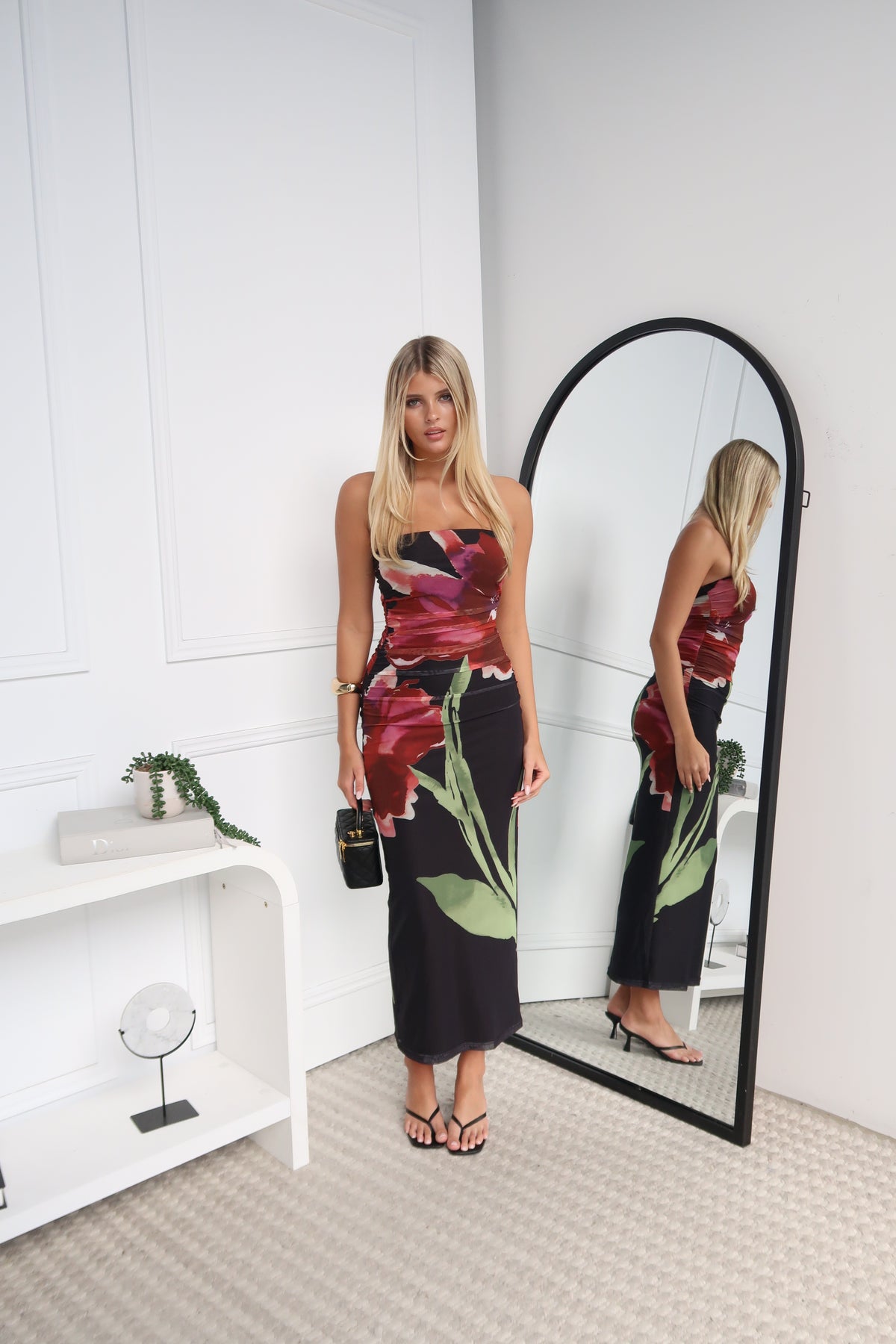 AMARA MAXI DRESS - BLACK FLORAL