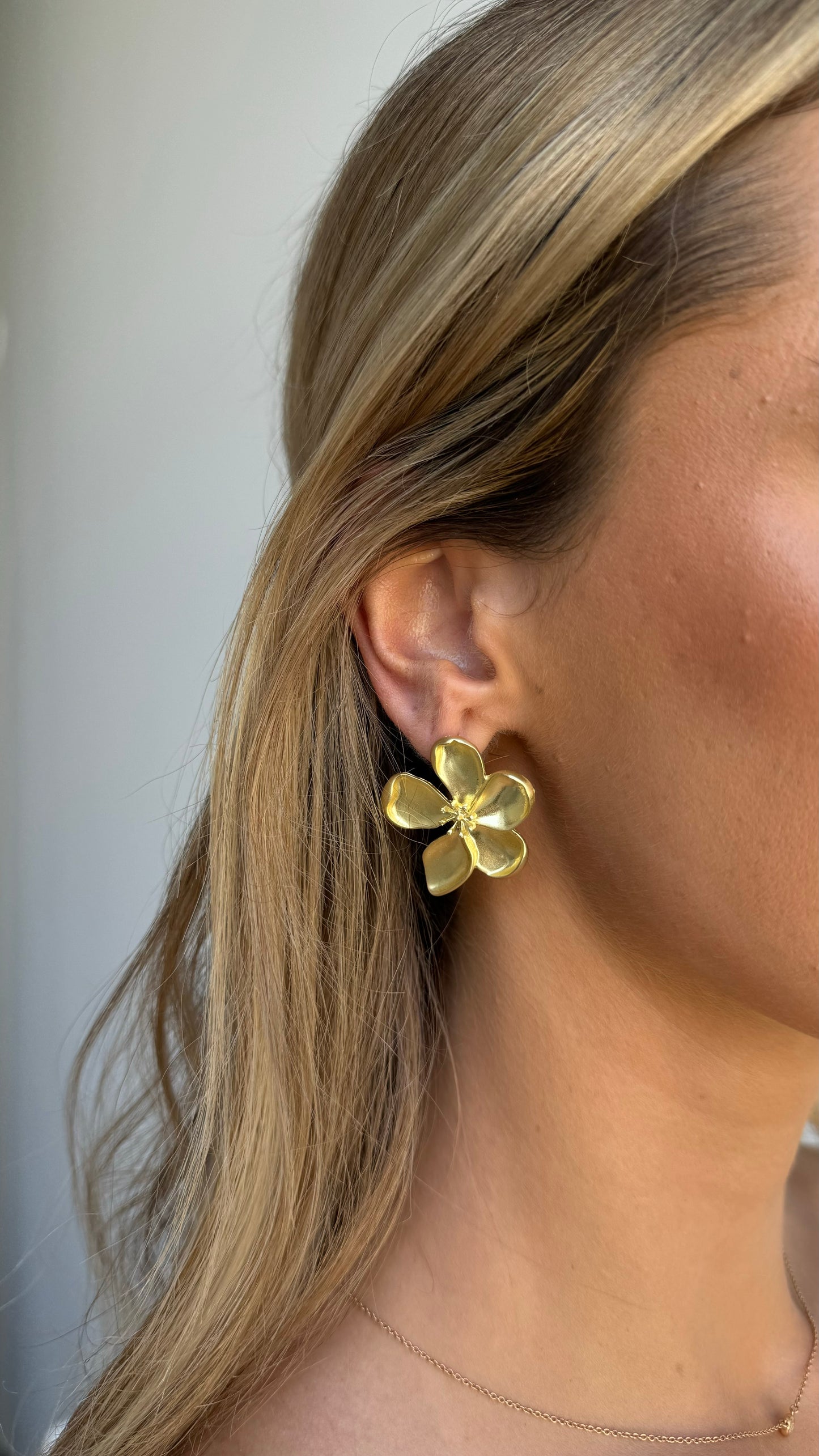 LANI EARRINGS - GOLD