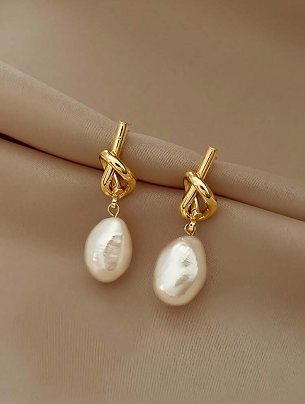 KNOT YOURS EARRINGS - GOLD