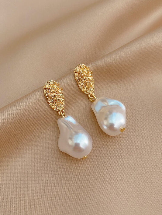 LALA EARRINGS - GOLD