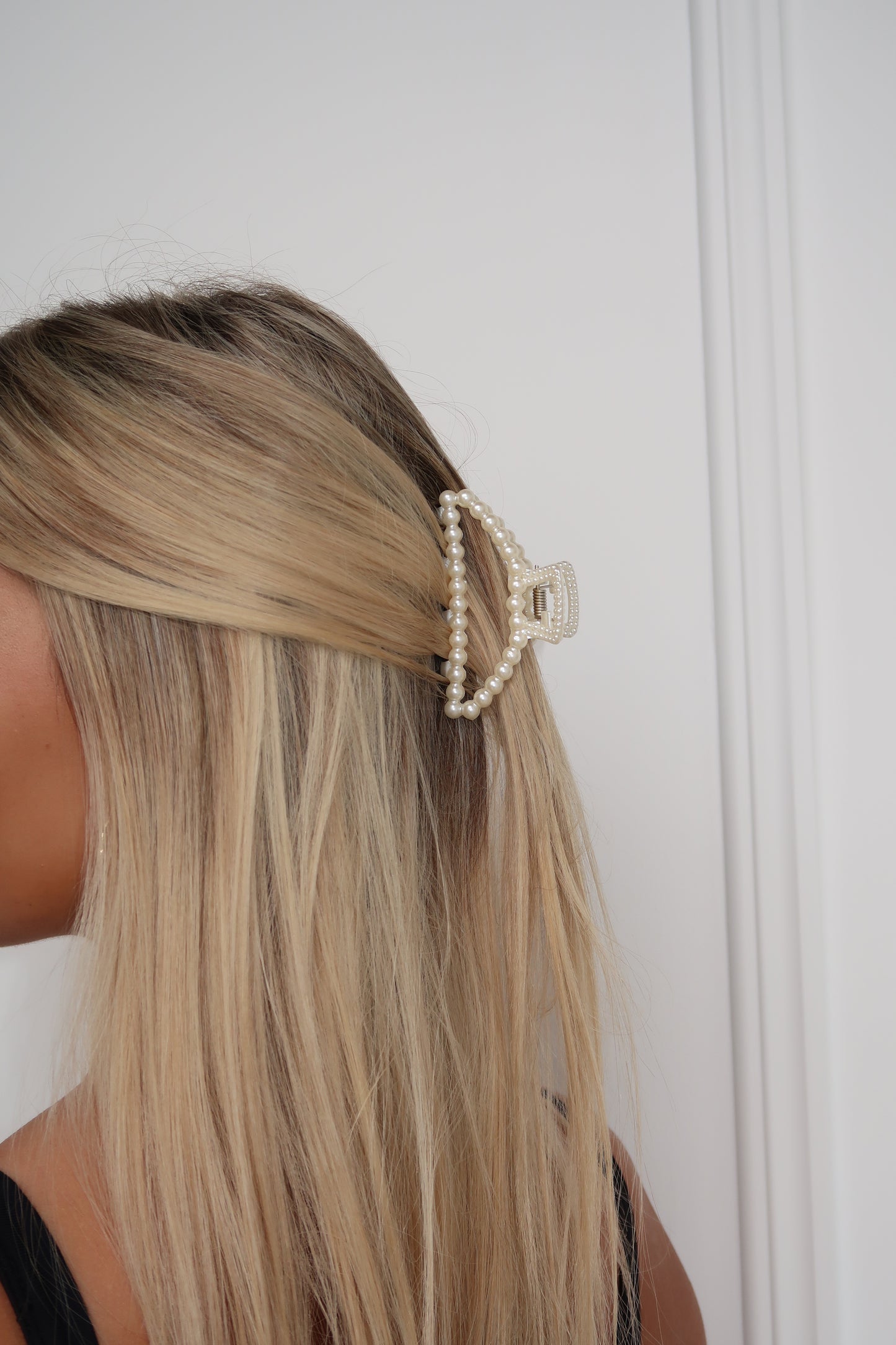 LEA HAIR CLAW