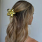 ALINA FLOWER HAIR CLAW - GOLD