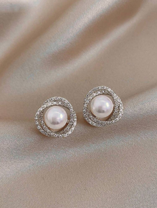 KINERA EARRINGS - PEARL SILVER