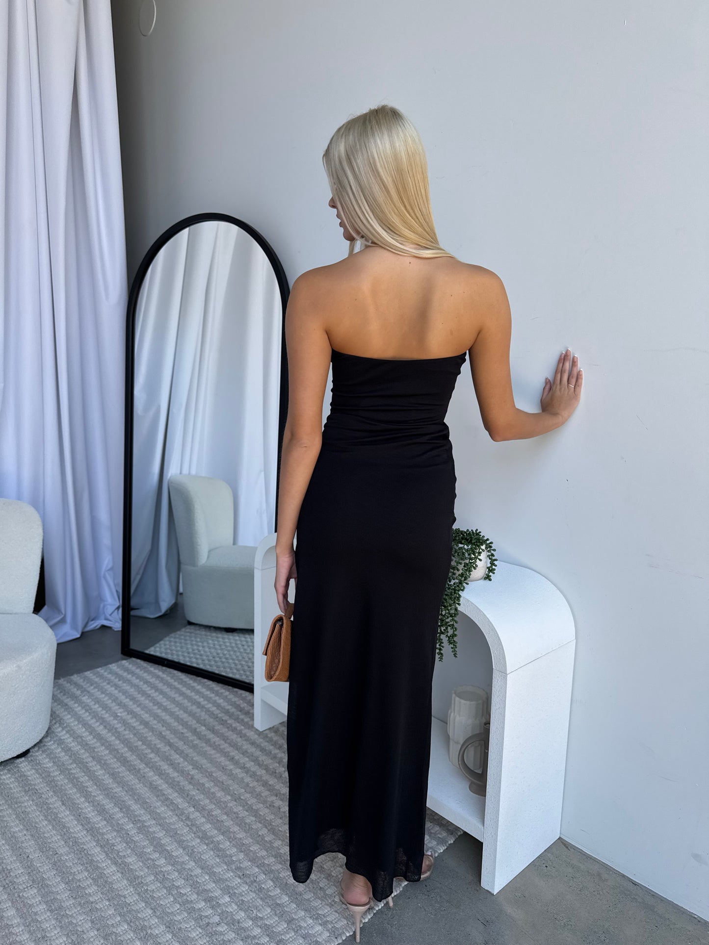 SKYLAH MAXI DRESS - BLACK