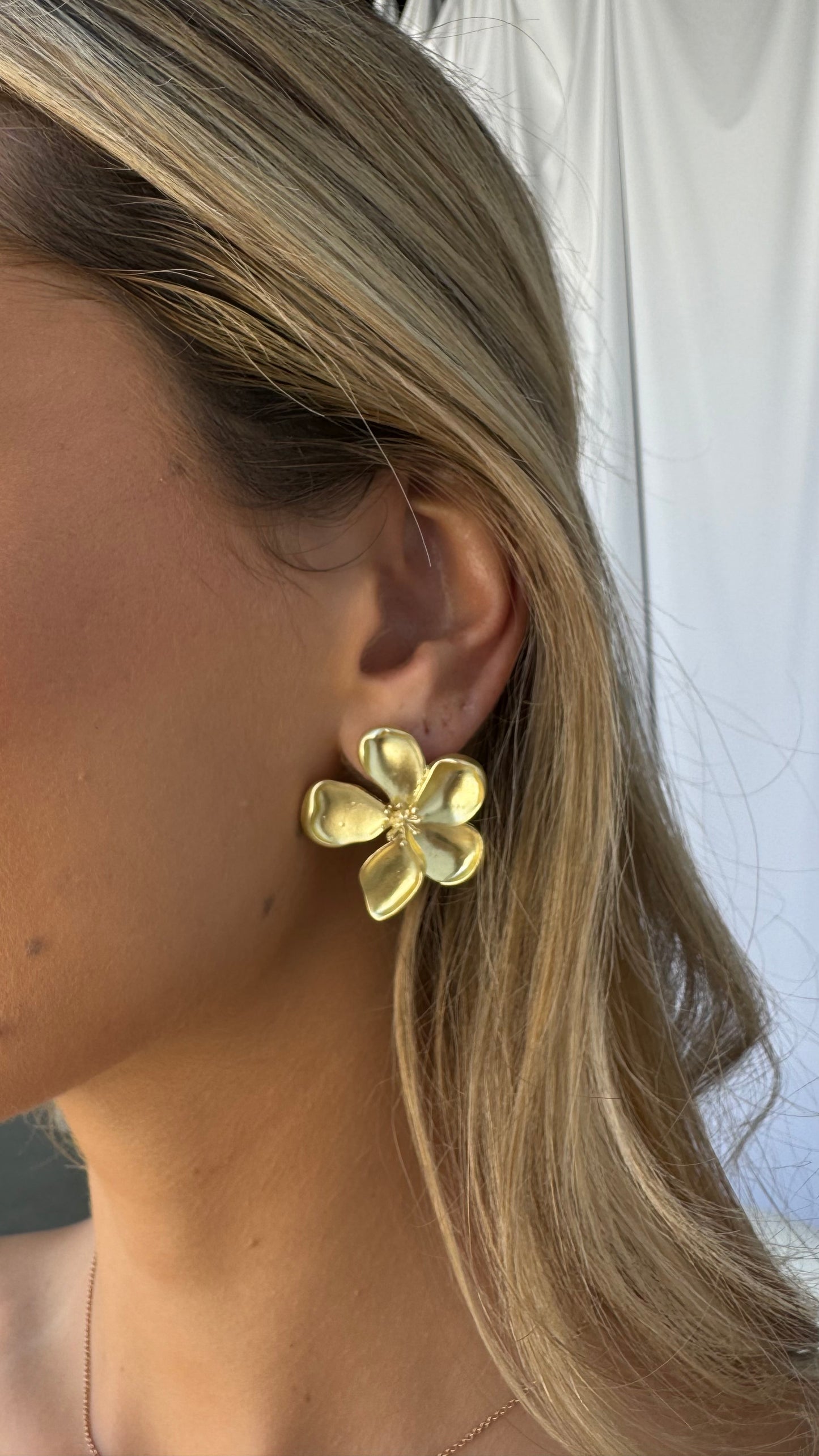 LANI EARRINGS - GOLD