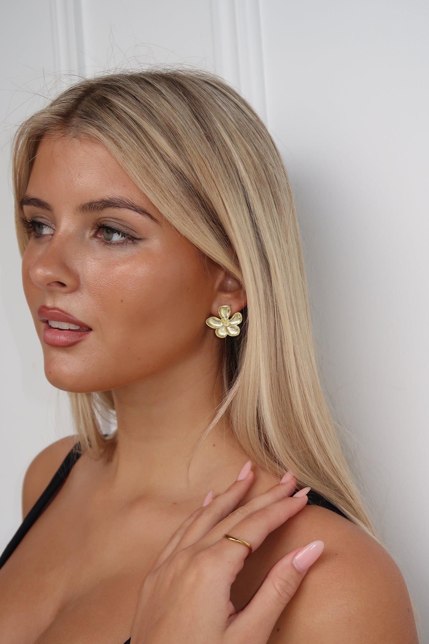 LANI EARRINGS - GOLD