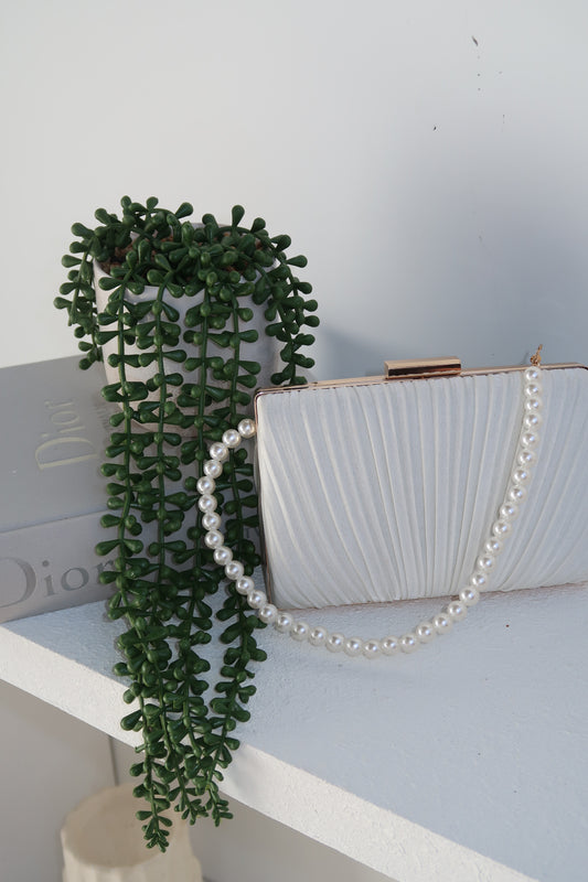 CASSIE PEARL BAG - WHITE