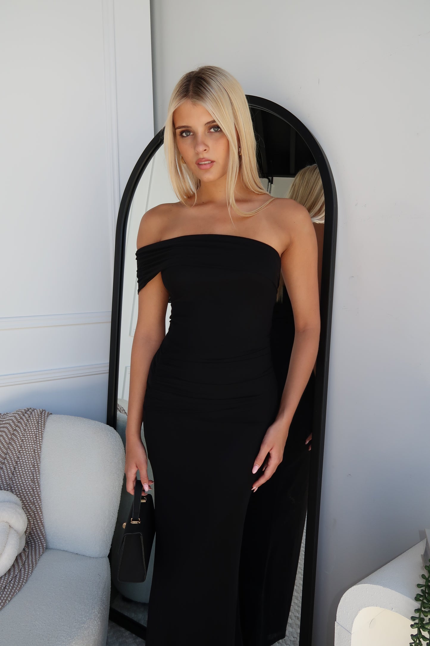 ROSALINE MAXI DRESS - BLACK