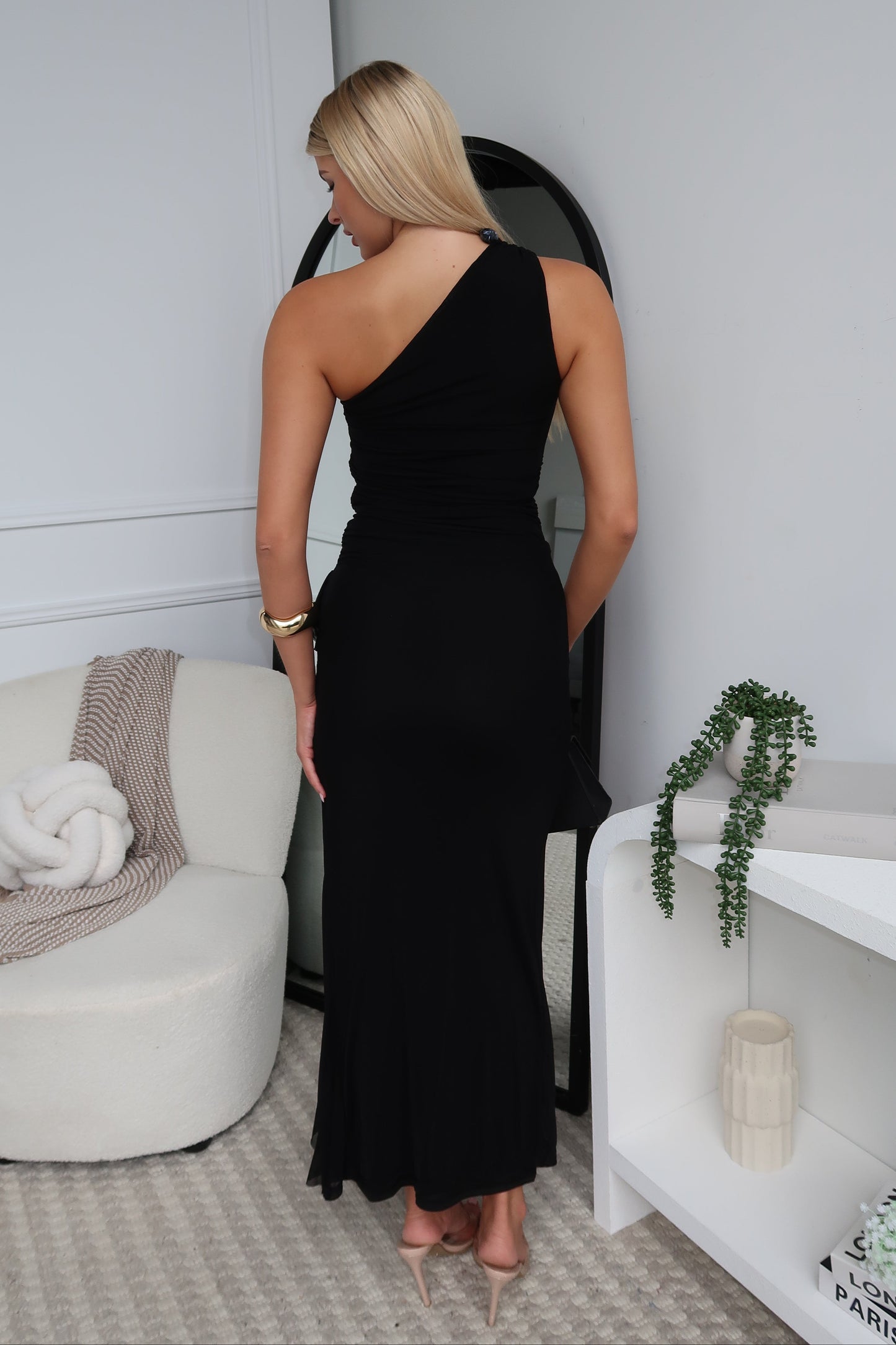 LORRAINE MAXI DRESS - BLACK
