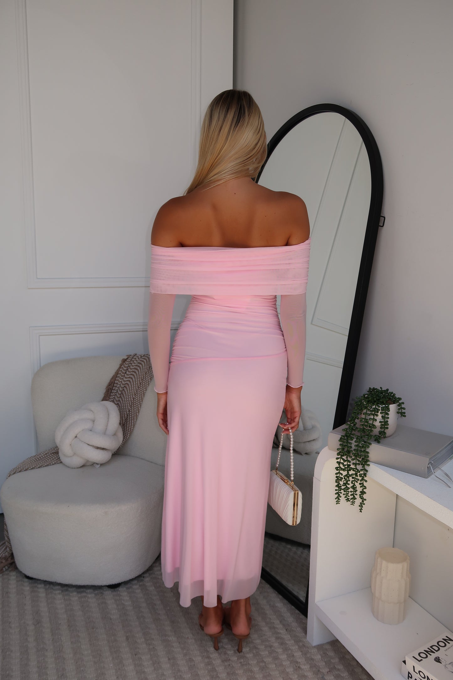 STELLA OFF SHOULDER MAXI - BABY PINK
