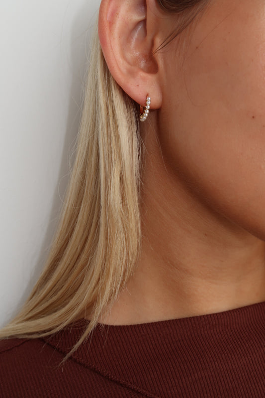 CHLOE PEARL EARRINGS - GOLD