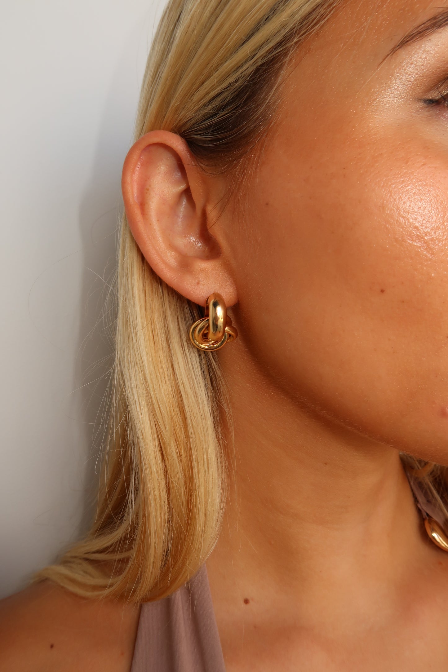 GEORGIE EARRINGS - GOLD
